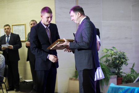 Во Владивостоке вручили награды «Звездам Приморского спорта-2013»