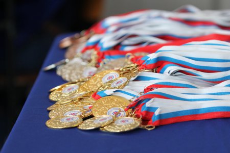 В дальневосточном первенстве по спортивной аэробике приморские спортсмены взяли командное "золото"