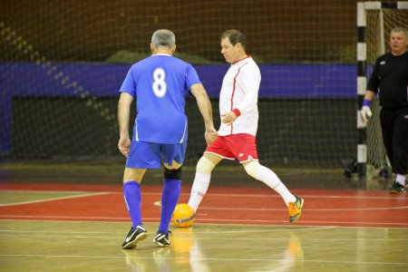 Ветераны из столицы Приморья победили в турнире по мини-футболу памяти Олега Бондаря
