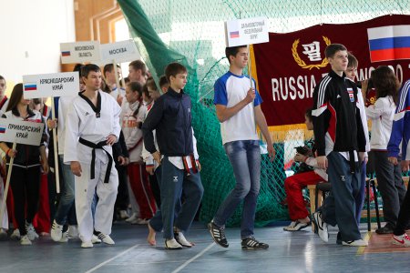 Приморские тхэквондисты завоевали награды на состоявшемся во Владивостоке чемпионате России