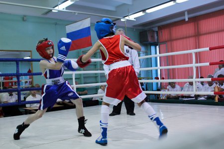 Турнир по боксу памяти известного тренера завершился во Владивостоке