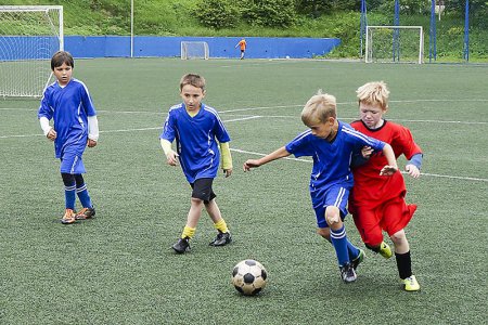Крым ждет юных приморских футболистов
