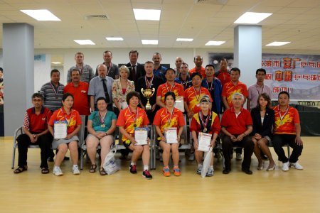 Ветераны малой ракетки встретились на турнире памяти А. Крутикова