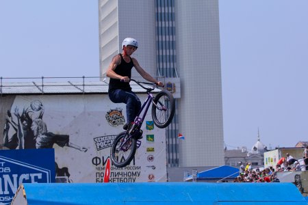 Во Владивостоке прошел ежегодный фестиваль «Спорт вокруг»
