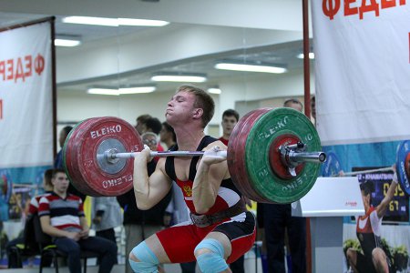 В первенстве Приморского края по тяжелой атлетике выявили сильнейших