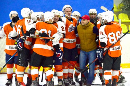 Хоккеисты «Торнадо» завоевали титул чемпионов Владивостока