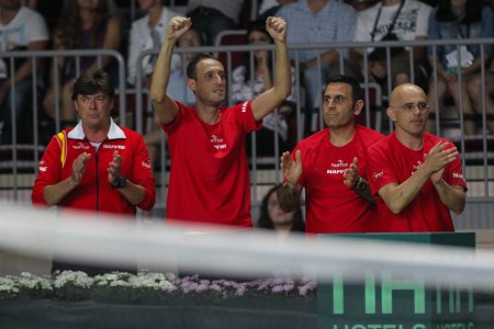 Российские теннисисты победили испанцев в Кубке Дэвиса и вышли в плей-офф Мировой группы