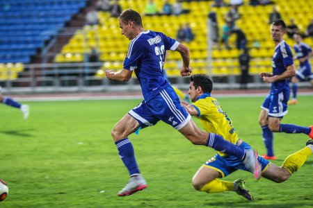 Гол Столбового принес "Лучу-Энергии" победу в домашнем матче