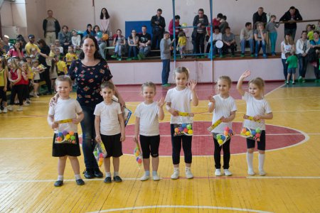Самые юные воспитанники Приморской федерации спортивной аэробики отпраздновали «Спортивную весну»