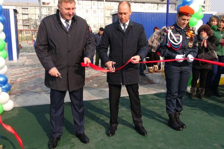 Новую универсальную спортивную площадку открыли в Находке