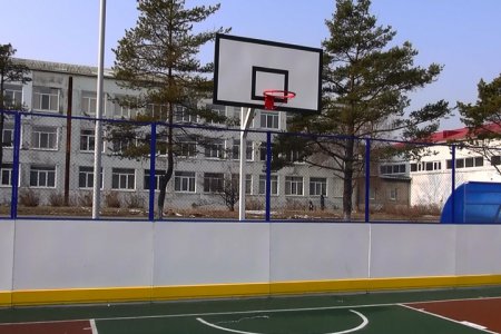 Более 40 универсальных спортивных площадок установлено в Приморье