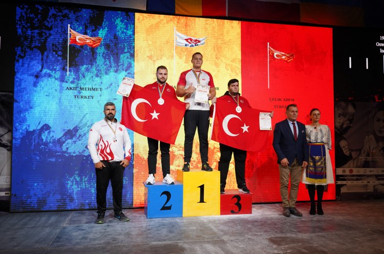 «Золото» и две «бронзы» завоевали приморские армрестлеры на чемпионате мира в Бухаресте
