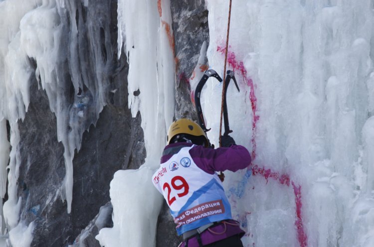Альпинисты Приморья завершат ледолазный сезон соревнованиями во Владивостоке 2 апреля