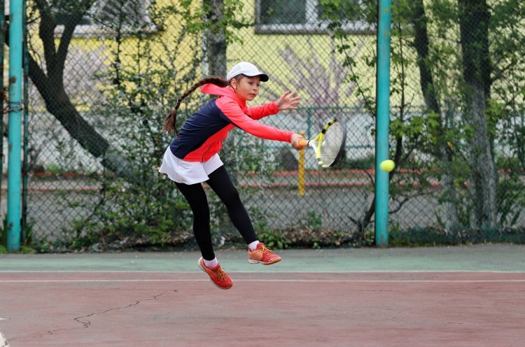Краевой юношеский турнир по теннису «Кубок Славда» открылся во Владивостоке