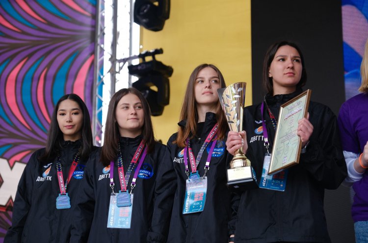 Студентки ДВГГТК завоевали серебряные медали всероссийского спортивного фестиваля