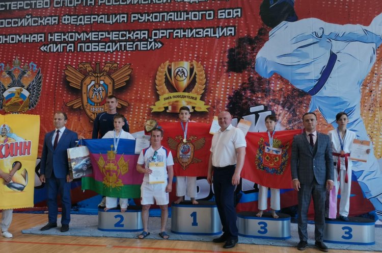 Юный спортсмен из Владивостока стал призером первенства России по рукопашному бою