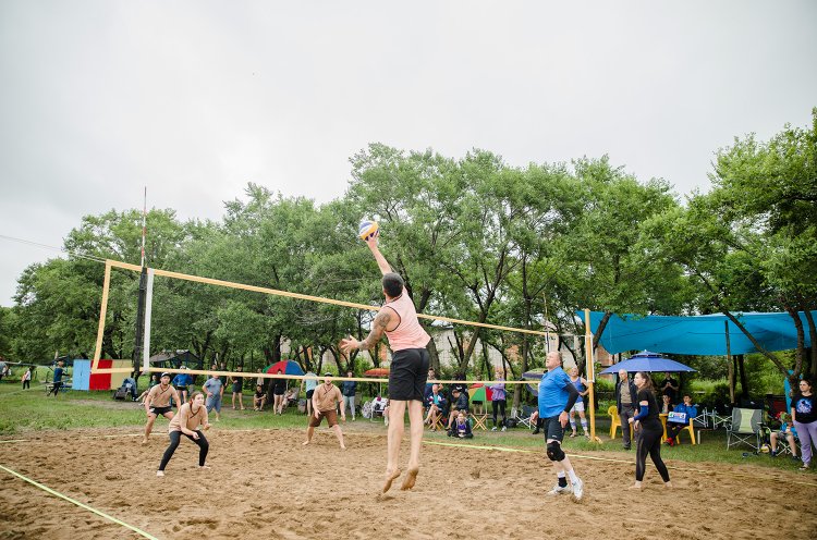 ССК «Звезда» провел турнир по пляжному волейболу