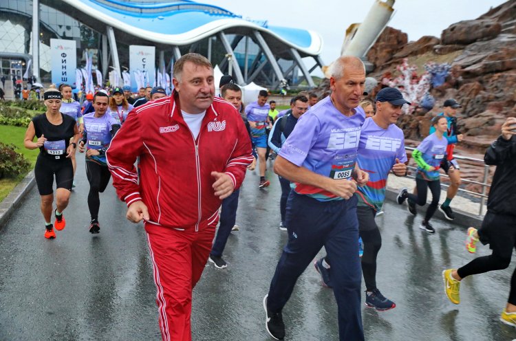 Благотворительный забег Vladivostok Run открыл второй день VII Восточного экономического форума