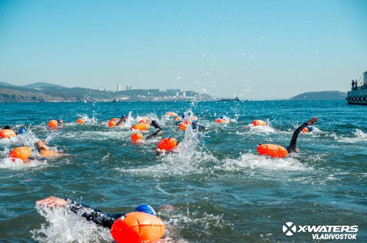 400 спортсменов примут участие в заплыве через пролив Босфор Восточный во Владивостоке