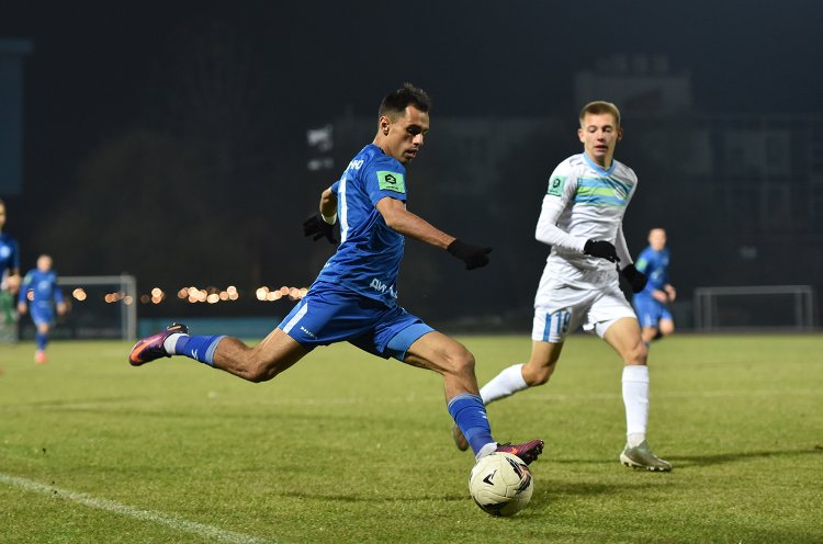 ФК «Динамо-Владивосток» победил пензенский «Зенит» в заключительном домашнем матче года