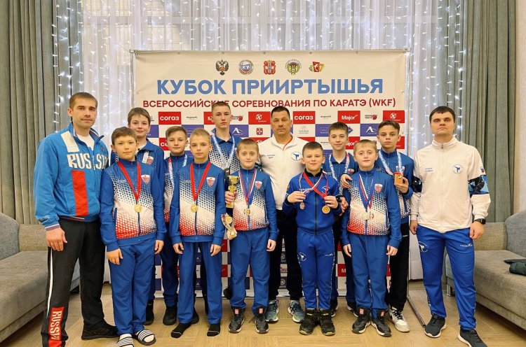 Приморцы завоевали 10 медалей на Всероссийских соревнованиях по каратэ