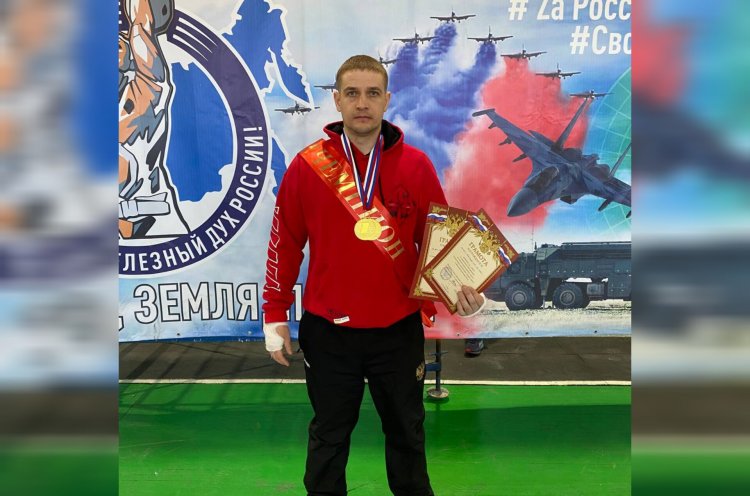 Восемь медалей выиграли приморские военнослужащие на окружных соревнованиях по гиревому спорту