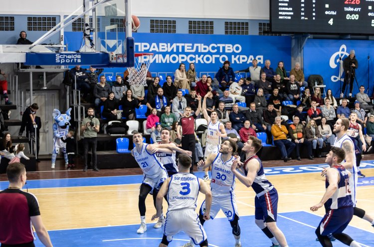 Баскетболисты владивостокского «Динамо» одержали три победы подряд