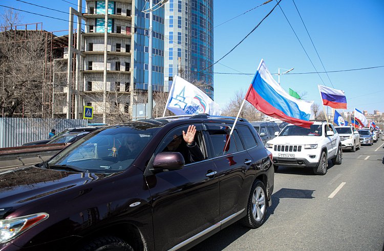 Спортивные федерации Приморья приняли участие в автопробеге в честь присоединения Крыма