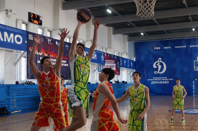 В Приморье завершились игры регионального этапа чемпионата школьной баскетбольной лиги «КЭС-БАСКЕТ»