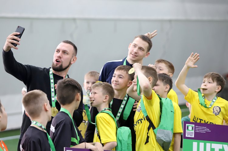Юные футболисты из Артема выиграли путевку на всероссийский финал в Сочи