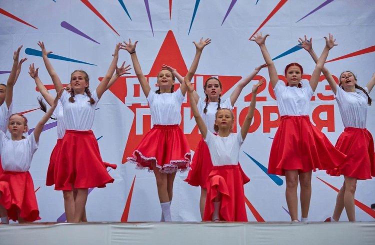 Тернейский округ и Дальнегорск приняли эстафету флага первых игр «Дети Приморья»