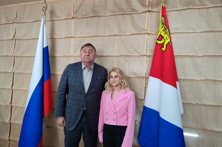 Олимпийская чемпионка Лилия Ахаимова и министр спорта Приморья наметили планы развития спортивной гимнастики