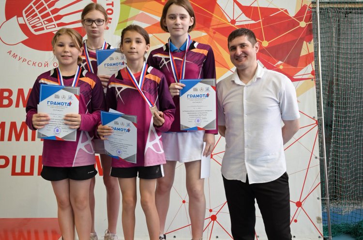 32 медали выиграли юные приморские бадминтонисты на всероссийском турнире в Благовещенске