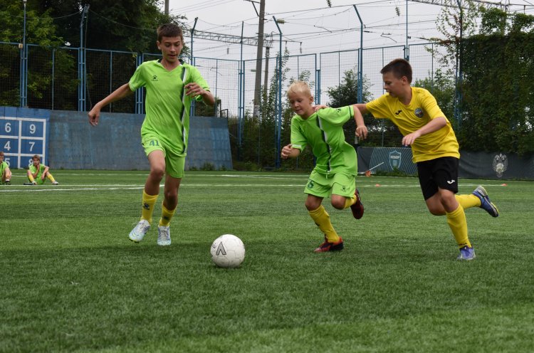 Во Владивостоке прошел Фестиваль детского дворового футбола