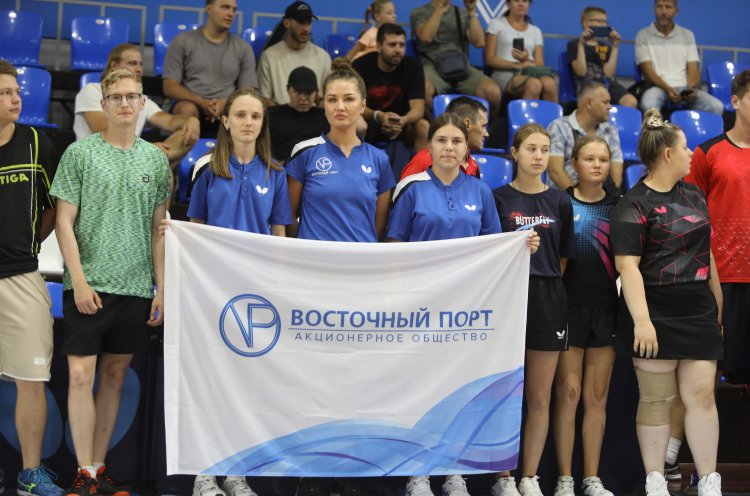Во Владивостоке прошел Всероссийский турнир по настольному теннису памяти Рената Адельзянова