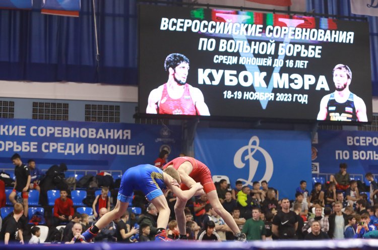 Всероссийский турнир по вольной борьбе «Кубок мэра» принял Владивосток