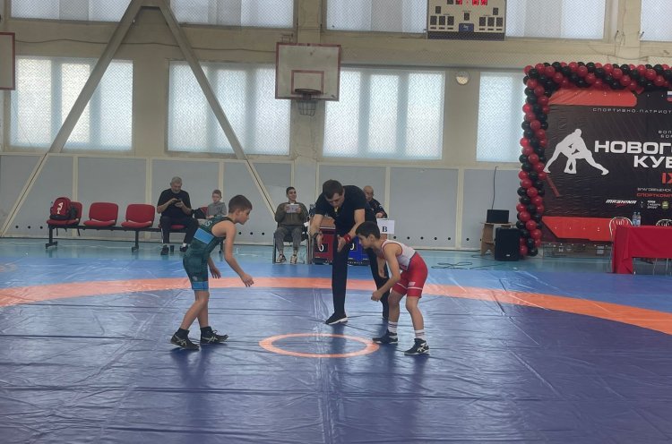 11 медалей завоевали борцы из Приморья на турнире в Благовещенске